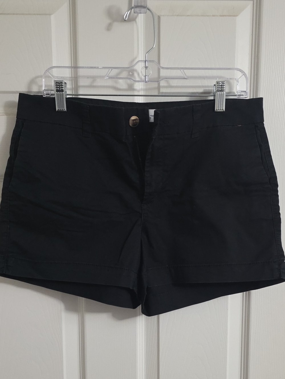 Old Navy Black Women's Casual Bermuda Shorts
